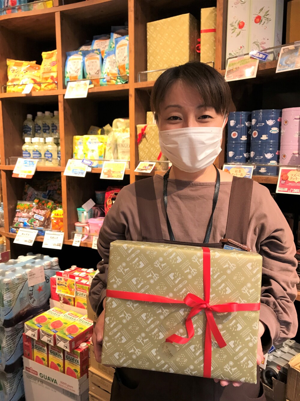 カルディコーヒーファーム#06　店長に聞きました！浜んまちの“カルディ好きさん”に人気の「母の日プレゼント」