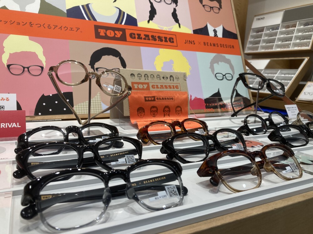 公式ショップ】 極美品 ジンズ JINS ビームス BEAMS トイクラシック 公式ショップ】 極美品 ジンズ JINS ビームス BEAMS トイクラシック