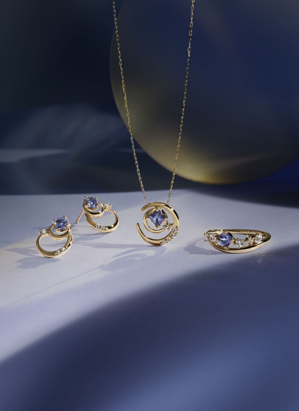 4℃#05 今年のクリスマスコレクションは「BLESSING BLUE」。素敵な特典 